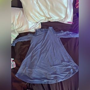 fowy blue top long sleeves with shoulder cutouts